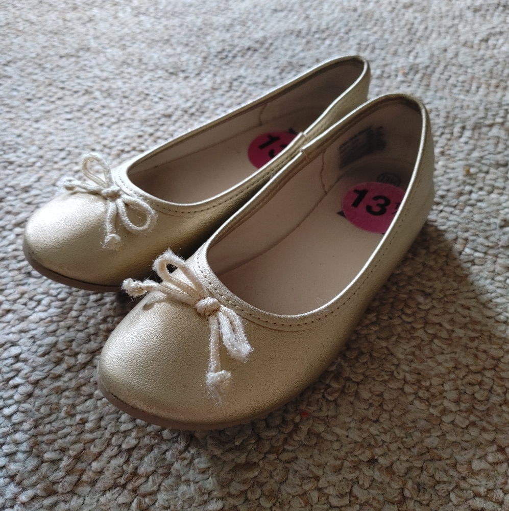Girls Gold Flats